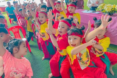 TRƯỜNG MẪU GIÁO BÌNH MINH TỔ CHỨC NGÀY HỘI ” ĐÊM TRĂNG TRUNG THU CHO CÁC BÉ THIẾU NHI NĂM HỌC 2025-2026